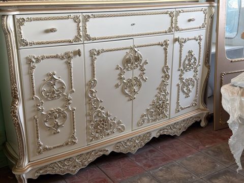 Klassik üslublu dekorativ bufet/dolab - Material: MDF və ağac — Gəncə