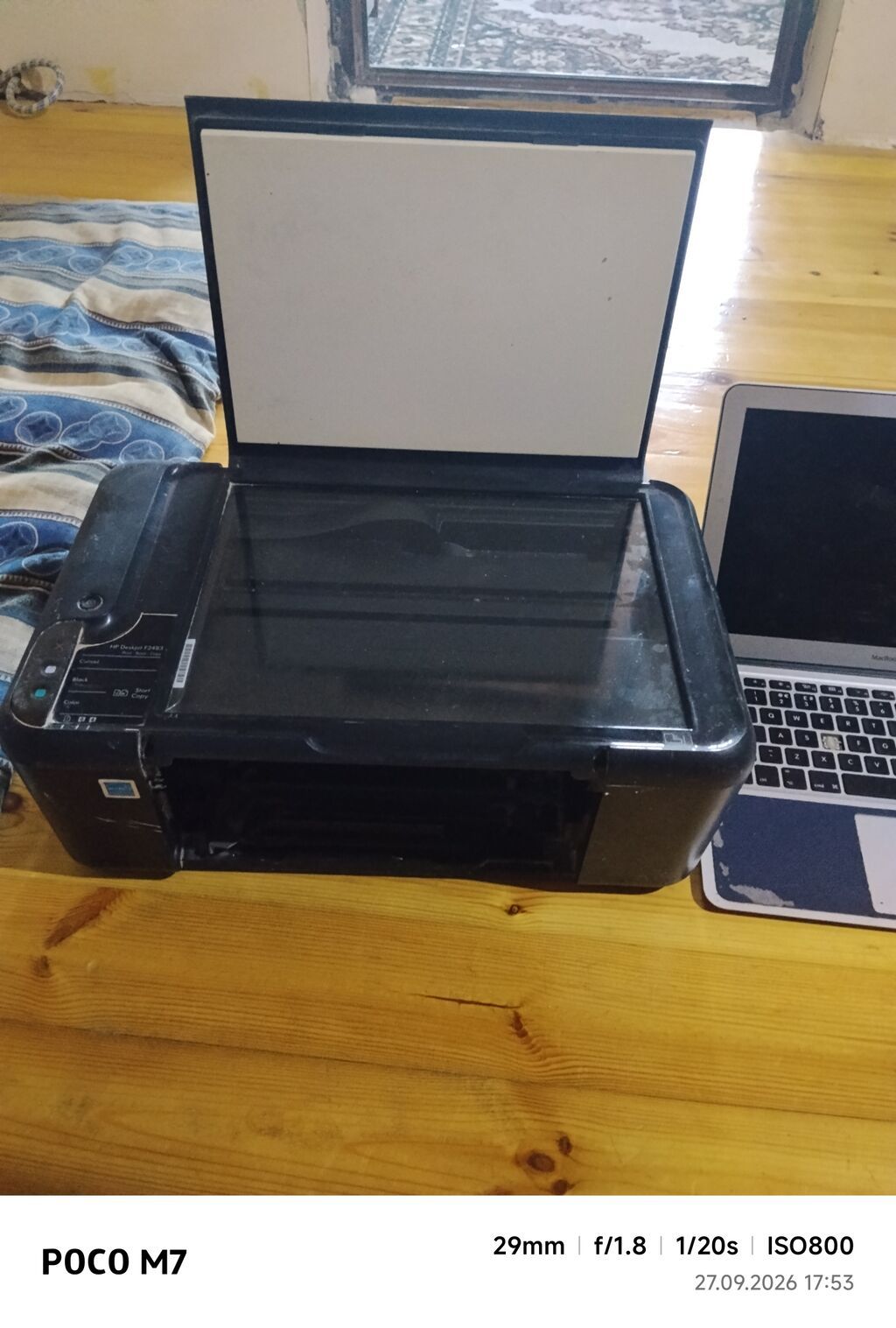 Salam gördüyünüz şekildekiler hamısı birlikdə satılır işlək olub — Apple Macbook, Digah (2)