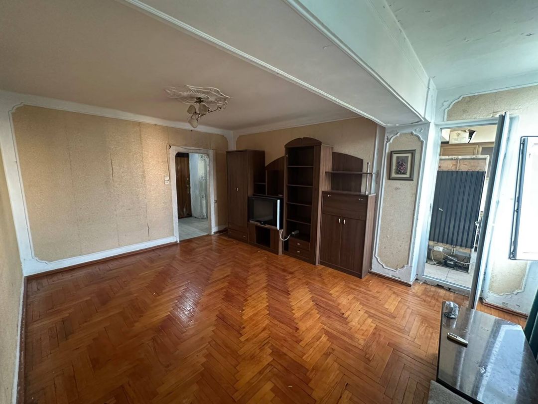 Satılır 2 otaqlı köhnə tikili 45 m² — Mənzil, Bakı
