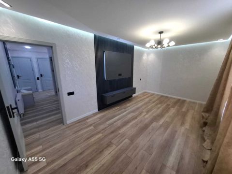 Satılır 2 otaqlı köhnə tikili 50 m² — Bakı