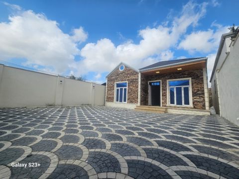 Satılır 4 otaqlı həyət evi/bağ evi 115 m² — Bakı