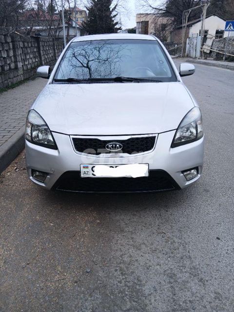 Kia Rio 1.5 L, 2010, 234 000 km — Bakı
