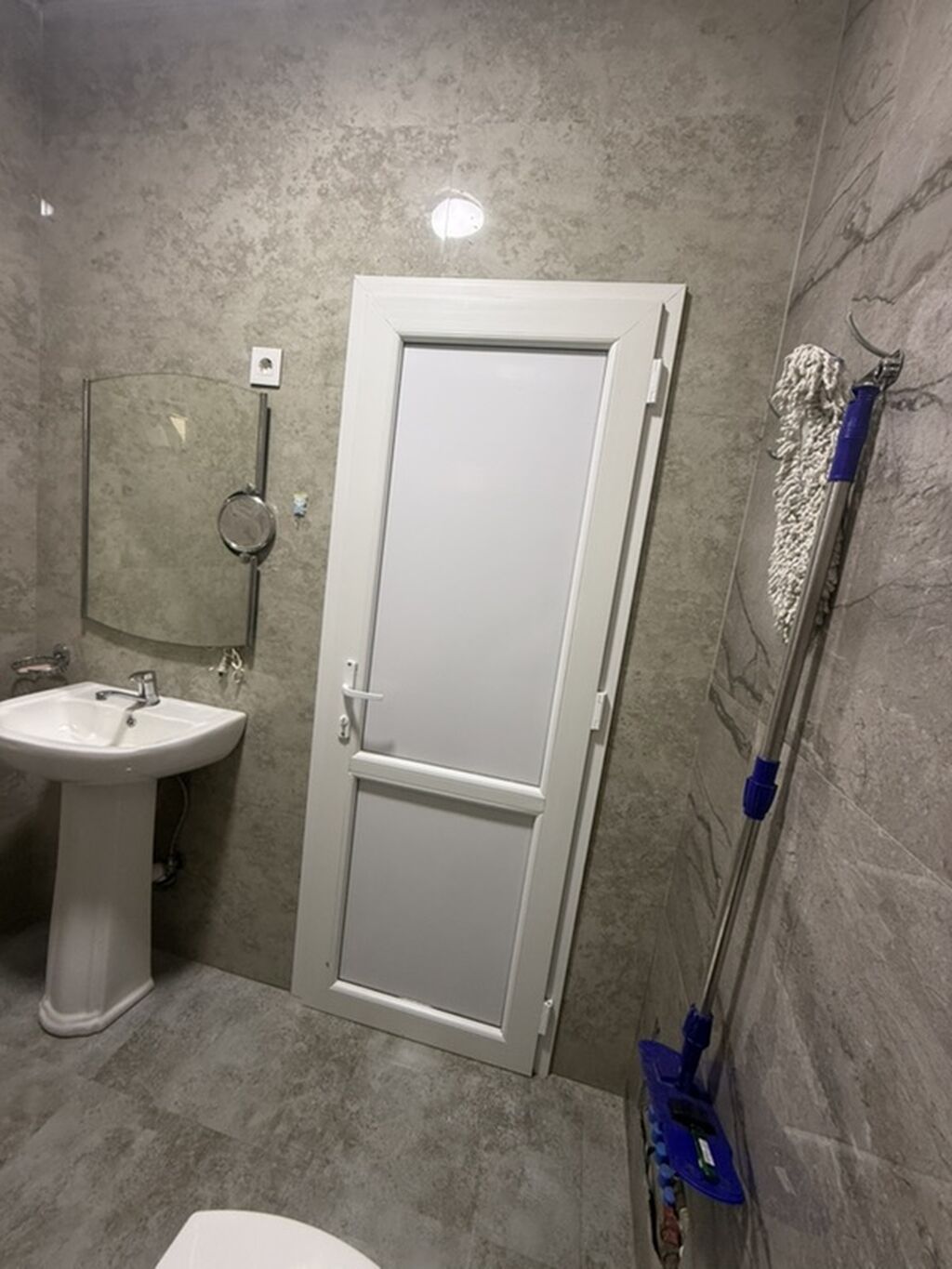 Sumqayıt kirayə həyət evi.1 sot həyəti var tamet. Ev marşurut — Mənzil, Ceyranbatan (10)