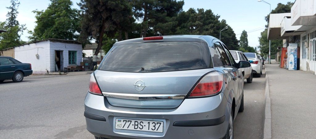 Opel Astra, 1.4 L, 2004 il, 302 000 km 77-BS-137 — Avtomobillər, Qusar (2)