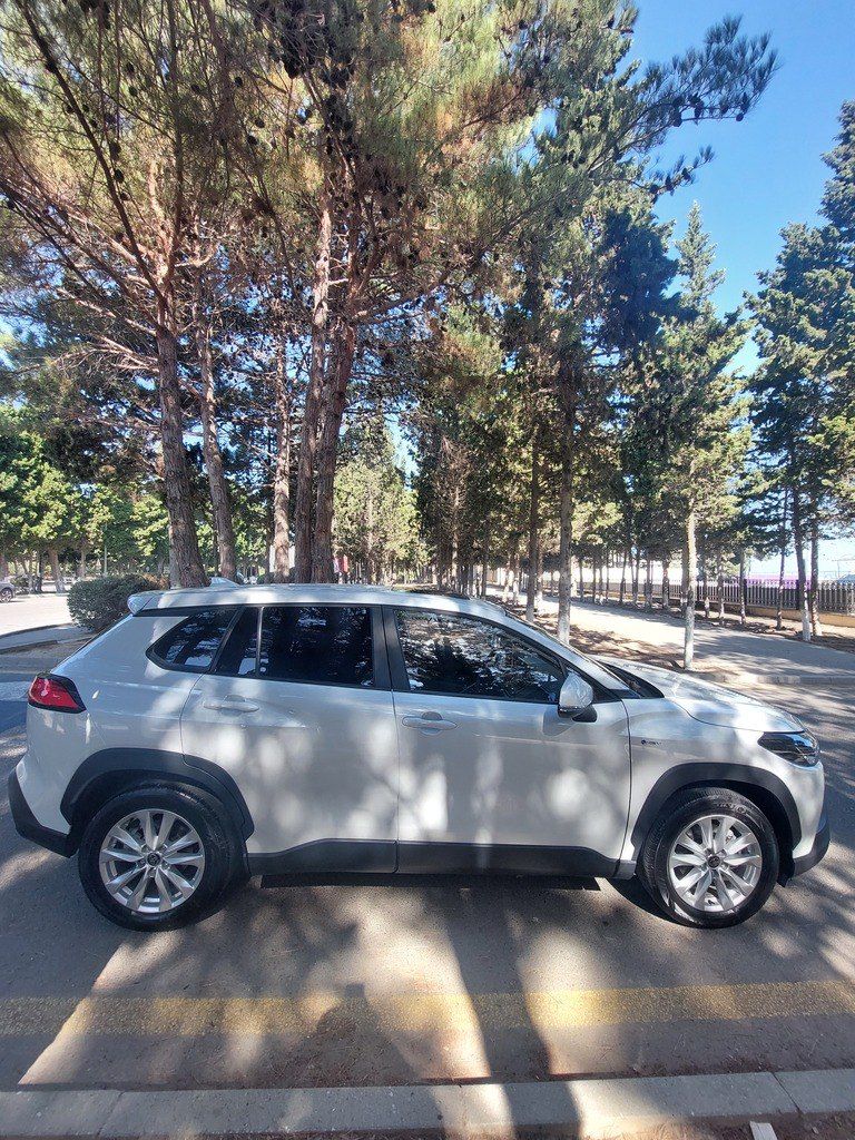 Toyota Corolla Cross, 2.0 L, 1.31 kWh, 2025 il, 12 000 km — Avtomobillər, Sumqayıt (3)