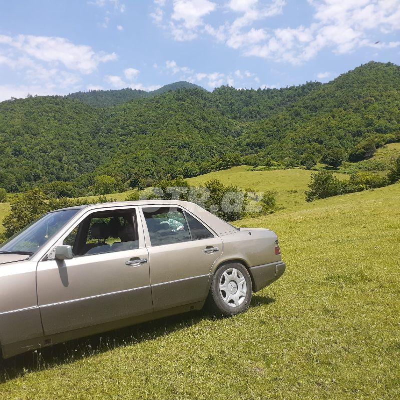 Mercedes E 230 2.3 L, 1989, 435 000 km 10-TV-359 — Avtomobillər, Bakı (6)