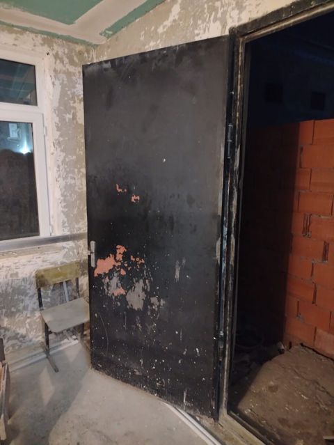 Metal giriş qapısı - Material: polad/metal lövhə - İkiüzlü: bir — Mehdiabad
