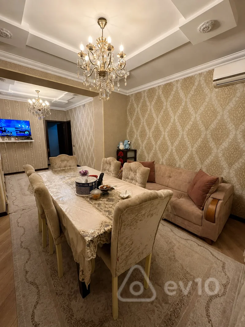 3 otaqlı mənzil, 70 m², Dadaş Bünyadzadə küçəsi — Bakı