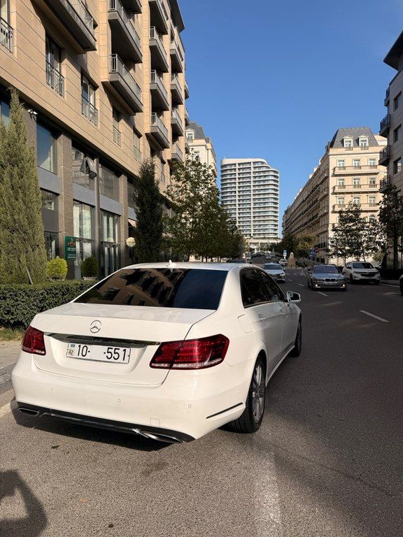 Mercedes E 250, 2.1 L, 2015 il, 180 000 km — Avtomobillər, Bakı (4)