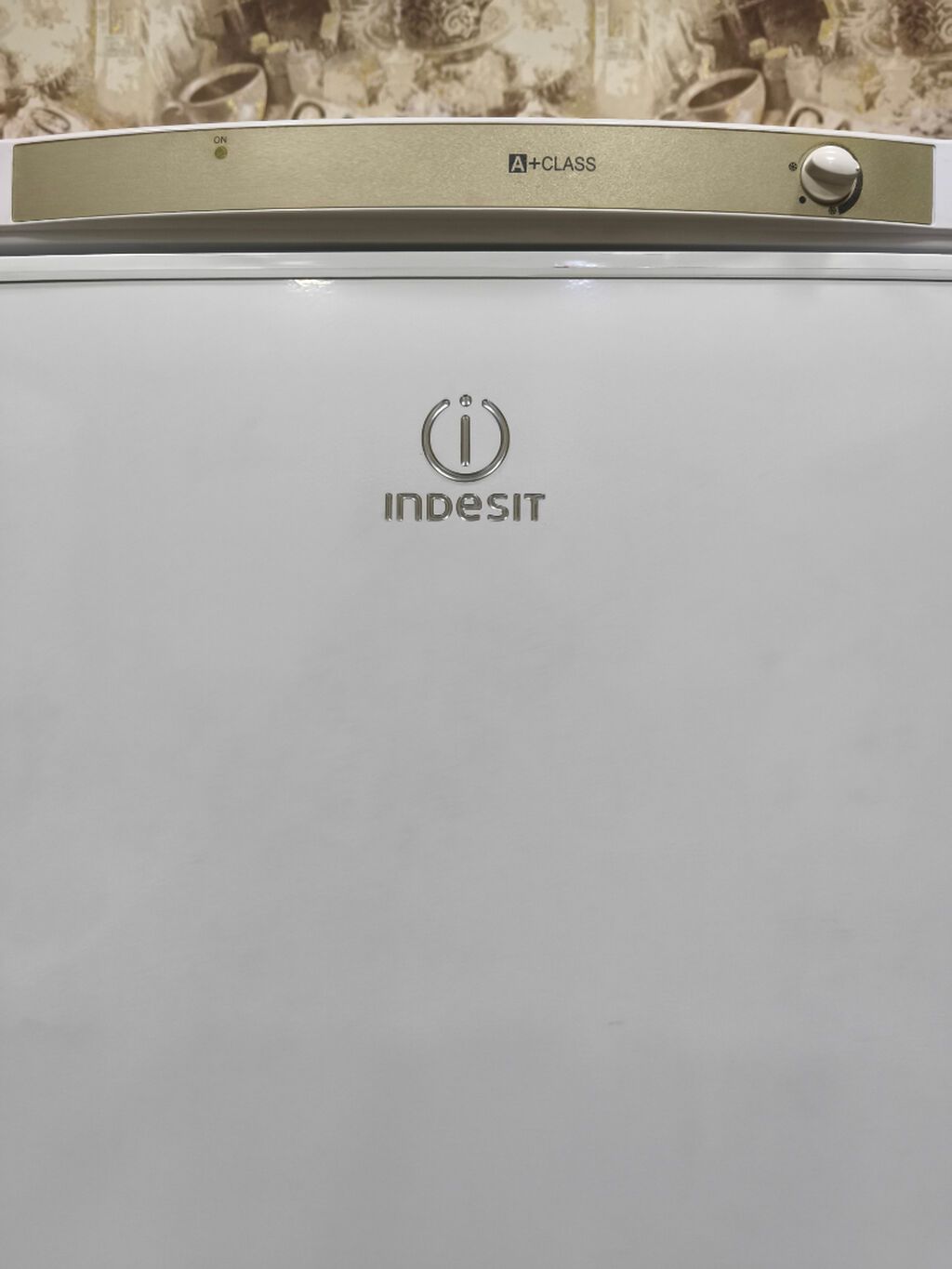İşlənmiş 2 qapılı Indesit Soyuducu Satılır, rəng - Ağ — Soyuducular, Bakı