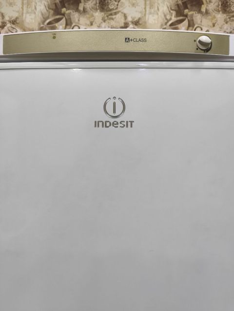 İşlənmiş 2 qapılı Indesit Soyuducu Satılır, rəng - Ağ — Bakı