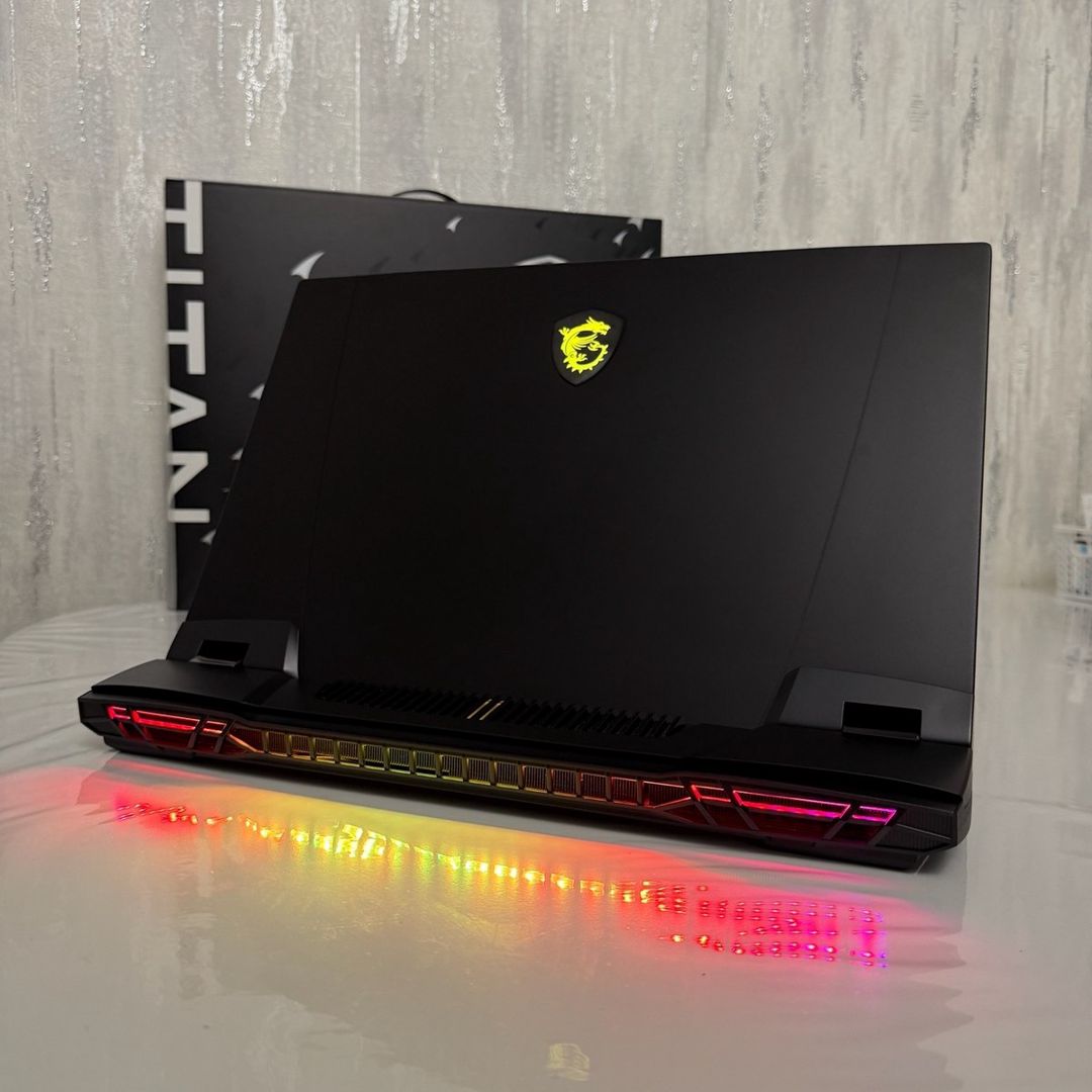 Msı Titan GT77 - RTX 3070 Ti, 4K 120Hz, 32GB RAM — Noutbuklar, Bakı (2)