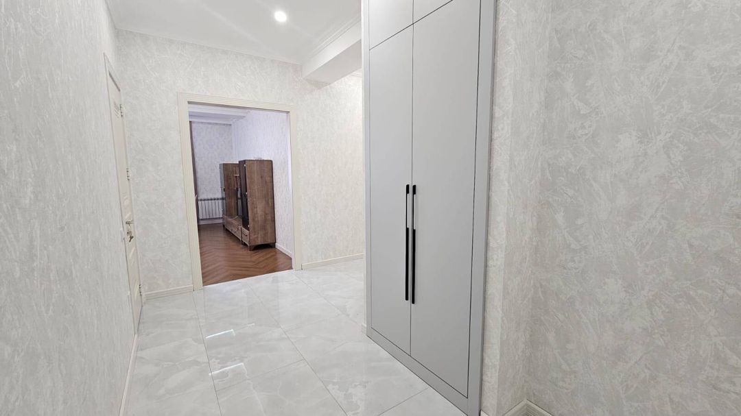 İcarəyə verilir 3 otaqlı yeni tikili 120 m² — Mənzil, Bakı (10)
