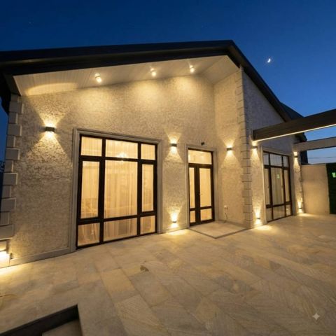 Satılır 3 otaqlı həyət evi/bağ evi 140 m² — Bakı