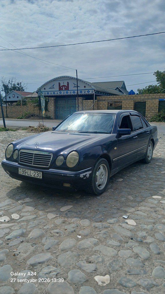 Mercedes E 240, 2.4 L, 1998 il, 618 244 km 99-LL-230 — Avtomobillər, Ağdam (3)