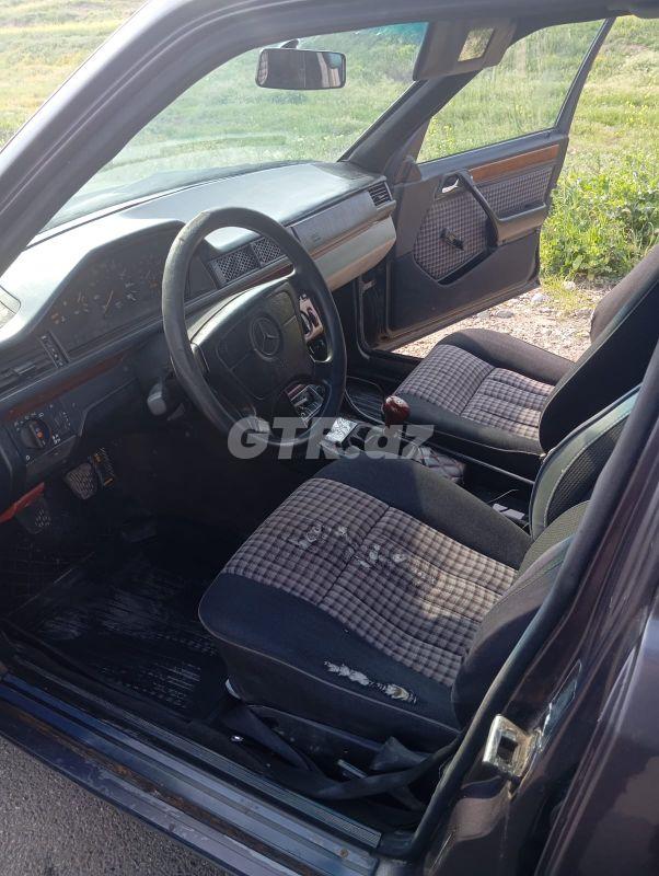 Mercedes E 200 2.0 L, 1994, 200 000 km 90-XS-928 — Avtomobillər, Zəngilan (4)