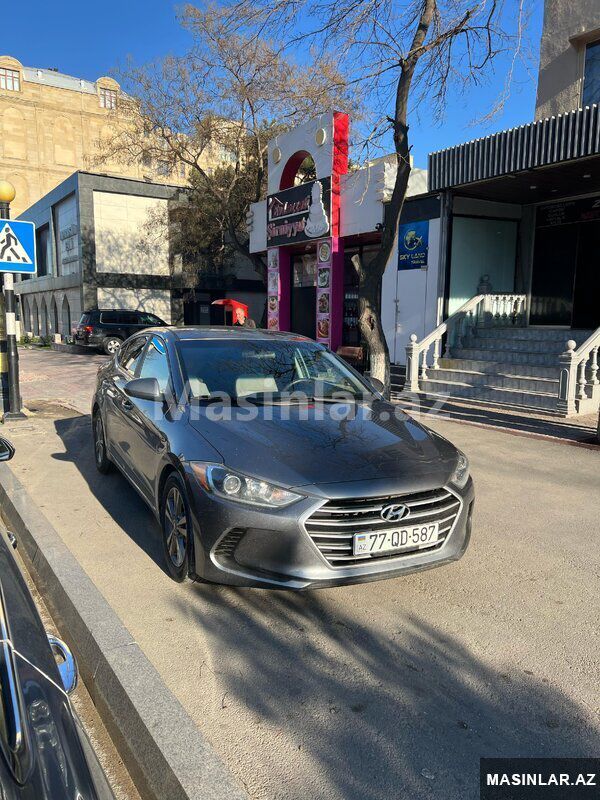 Hyundai Elantra, 2018 il 77-RM-479 — Minik avtomobili icarəsi, Bakı (3)