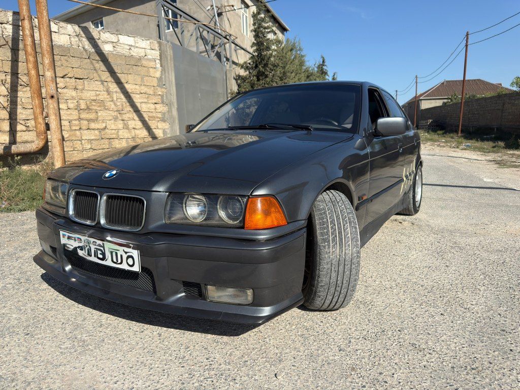 BMW 318, 1.8 L, 1994 il, 250 000 km — Avtomobillər, Bakı