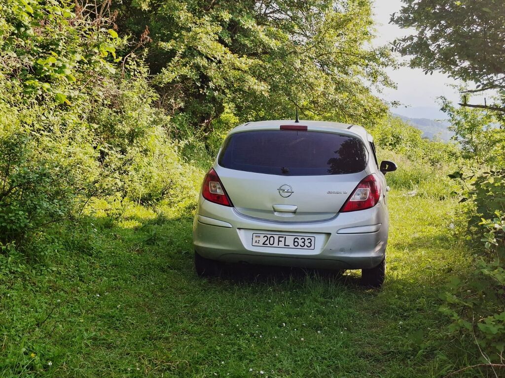 Opel Corsa: 1.2 l Hetçbek 20-FL-633 — Avtomobillər, Bakı (5)