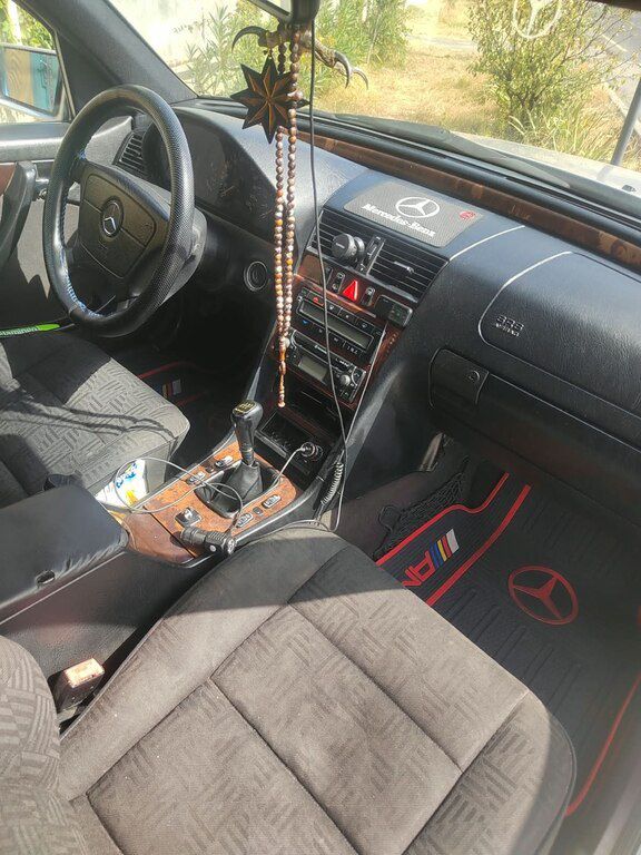 Mercedes C 250, 2.5 L, 2000 il, 285 458 km 90-RC-512 — Avtomobillər, Oğuz (4)