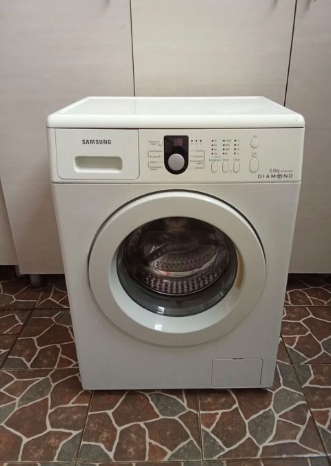 Paltaryuyan Samsung 6 kq 180 azn Yaxşı işlək vəziyyətdədi, heç bir — Bakı