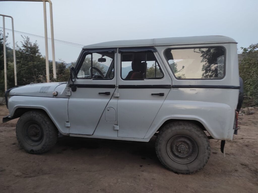 UAZ 469: 2.4 l 1998 il 140000 km Ofrouder/SUV 42-BG-544 — Avtomobillər, Lerik (3)