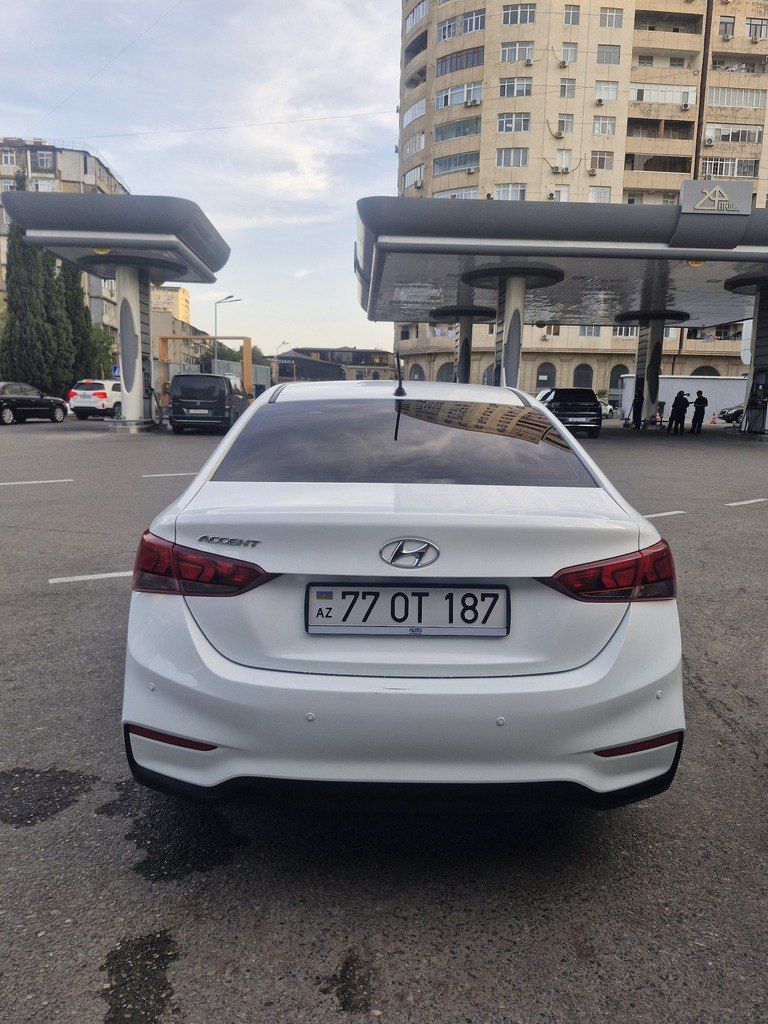 Hyundai Accent, 1.4 L, 2018 il, 144 000 km 88-BM-978 — Avtomobillər, Bakı (2)