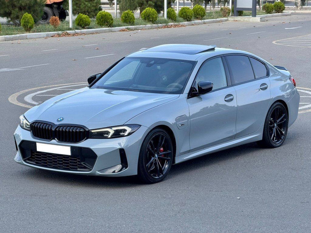 BMW 330e, 2.0 L, 12 kWh, 2023 il, 61 000 km — Avtomobillər, Gəncə (5)