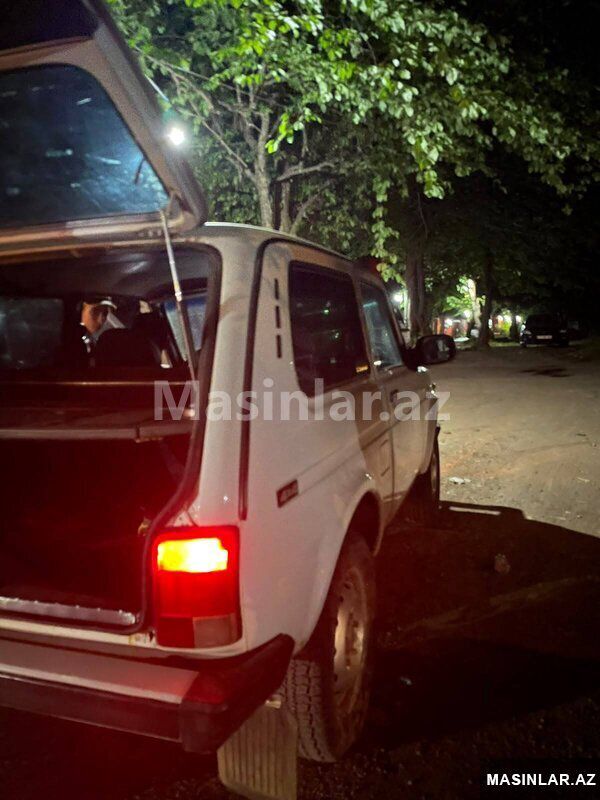 Lada (VAZ) Niva, 2005 il 43-BF-327 — Avtomobillər, Lerik (5)