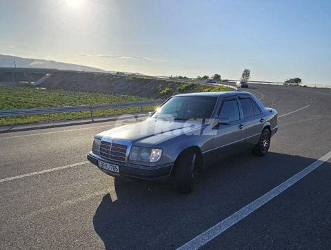 Mercedes E 200 2.0 L, 1991, 392 000 km — Qazax