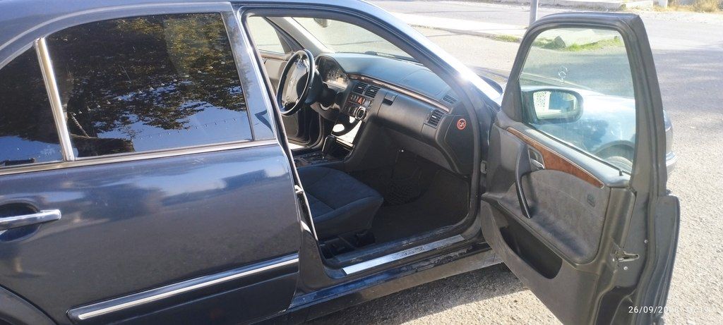 Mercedes E 280, 2.8 L, 2000 il, 338 680 km 10-NJ-540 — Avtomobillər, İsmayıllı (4)