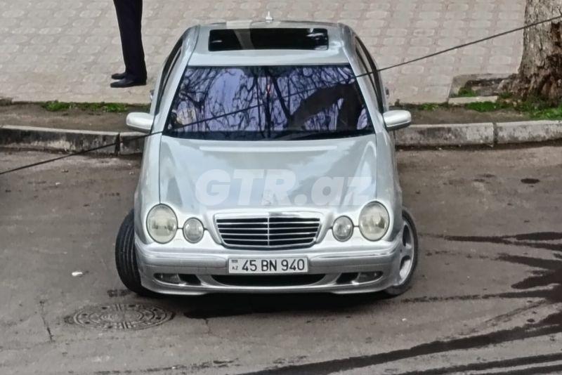 Mercedes E 270 2.7 L, 1999, 387 000 km 50-DS-076 — Avtomobillər, Balakən (10)