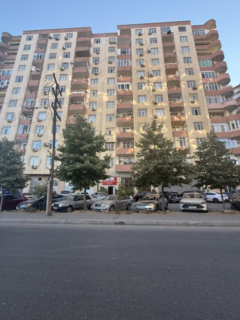 Satılır obyekt 160 m² — Bakı