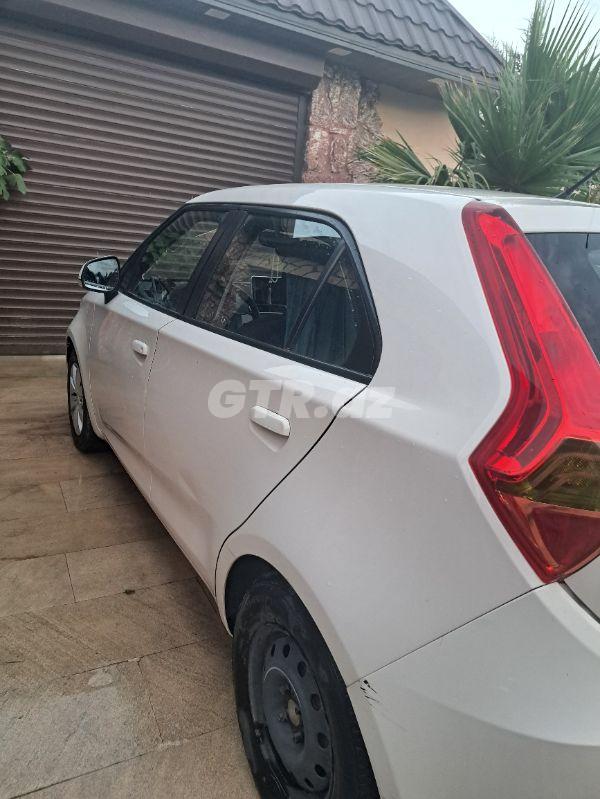 MG 3 1.4 L, 2011, 138 000 km — Avtomobillər, Bakı (4)