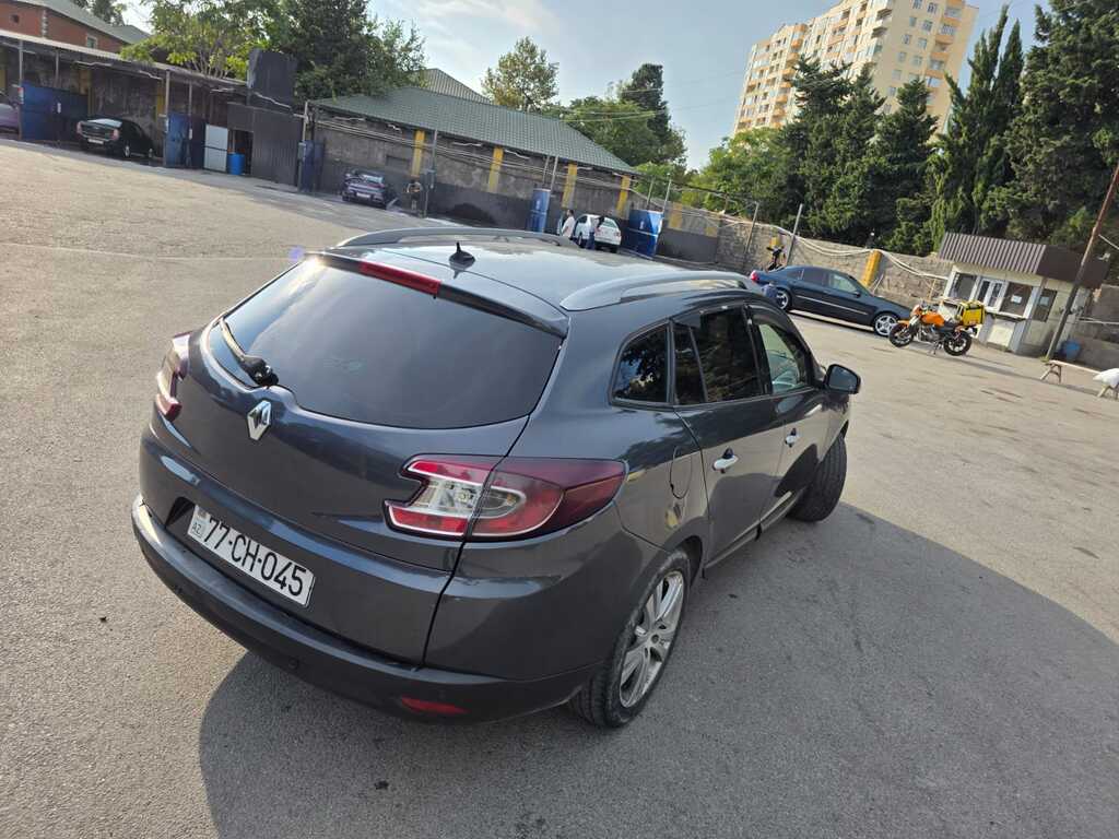 Renault Megane, 1.5 L, 2011 il, 301 000 km 77-CH-045 — Avtomobillər, Bakı (6)