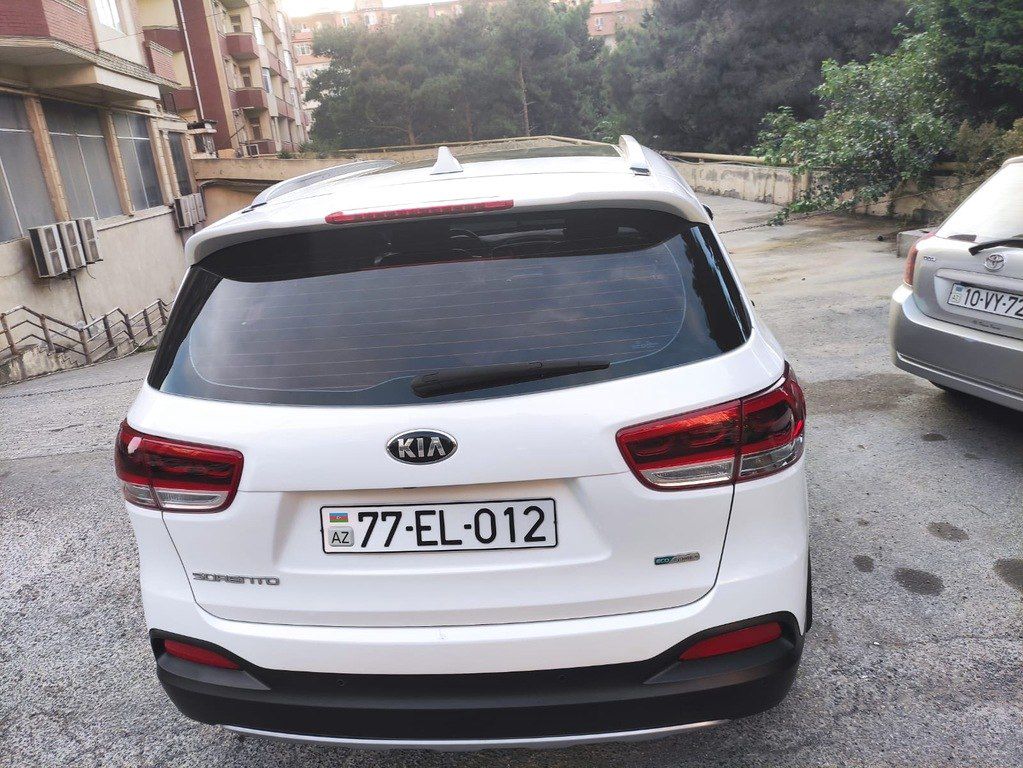 Kia Sorento, 2.0 L, 2014 il, 151 000 km 77-EL-012 — Avtomobillər, Bakı (2)