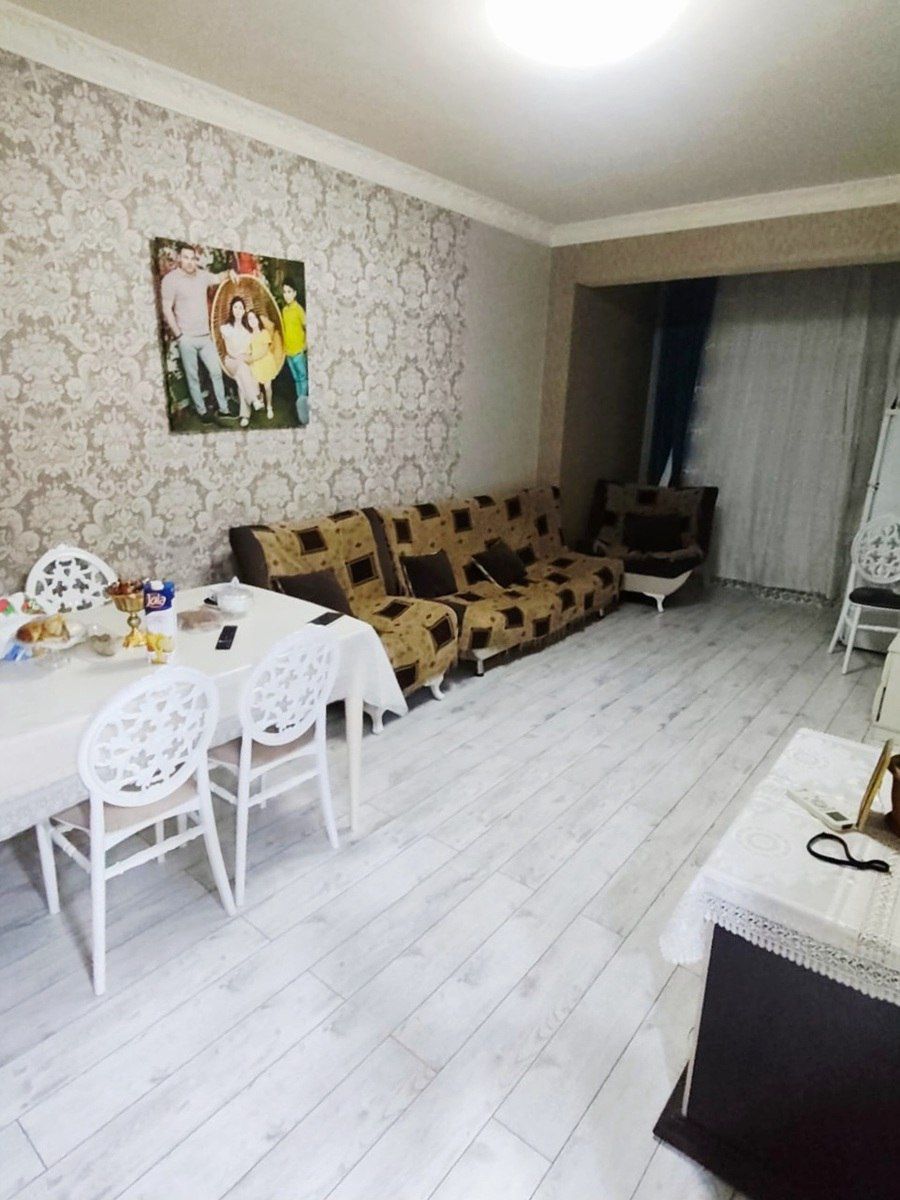 Satılır 3 otaqlı köhnə tikili 90 m² — Mənzil, Bakı (2)