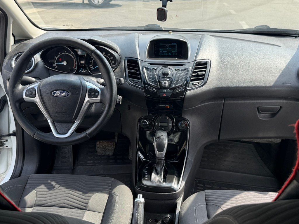 Ford Fiesta, 1.6 L, 2013 il, 134 823 km — Avtomobillər, Gəncə (9)