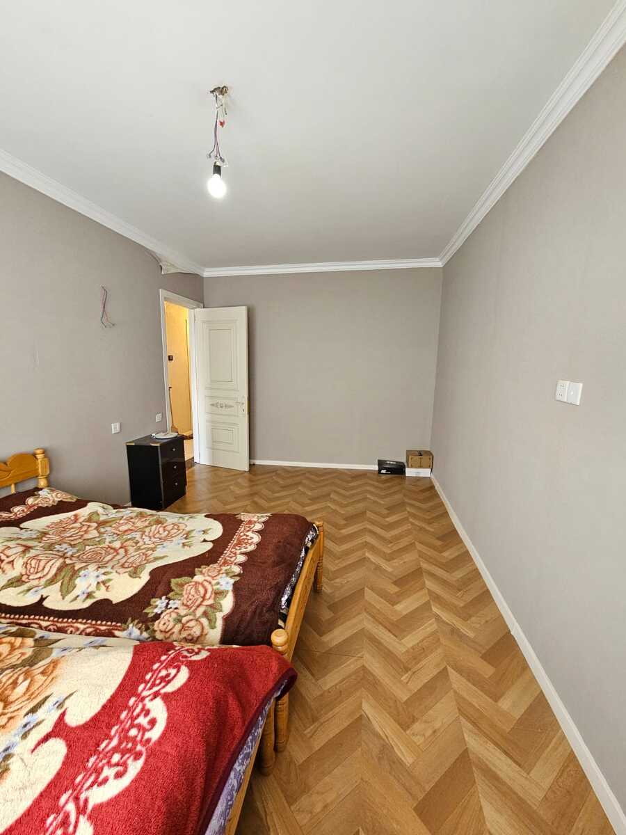 Satılır 4 otaqlı köhnə tikili 120 m² — Mənzil, Bakı (10)