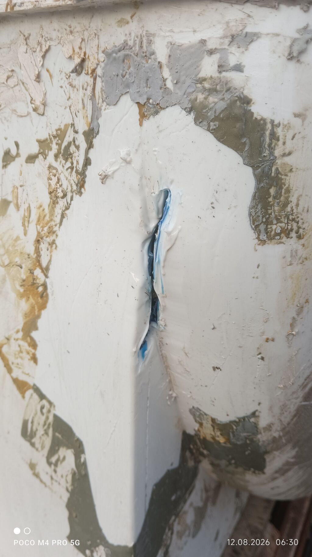 Plastik çən və fiberglas səthlər üçün peşəkar çat–deşik bərpası — Təmir xidmətləri, Bakı (3)