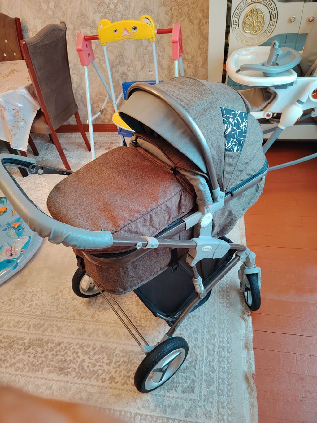 Salam usaq kaleskasi evde isdifade olunub az isdifade olunub ela — Arabalalar, Bakı (6)