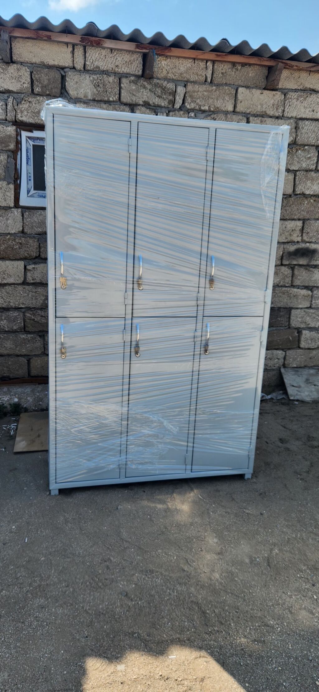 Metal şkaf – 6 qapılı, kilidlənən bölmələr - Material: qalın metal — Ofis mebeli, Digah (3)