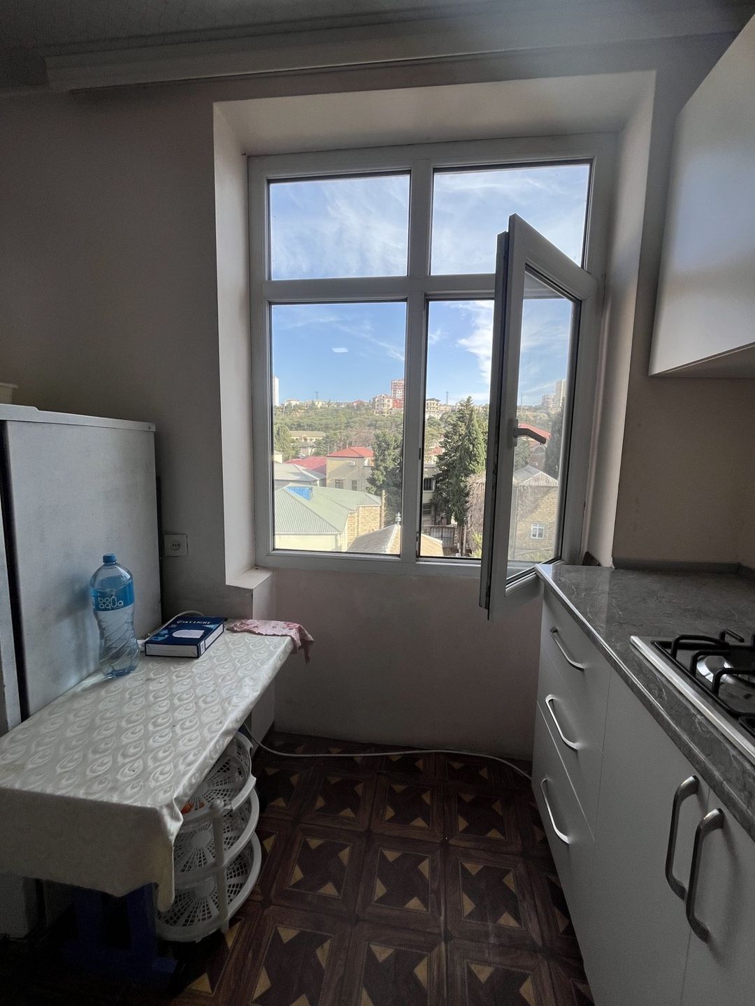 Satılır 1 otaqlı köhnə tikili 40 m² — Mənzil, Bakı (10)