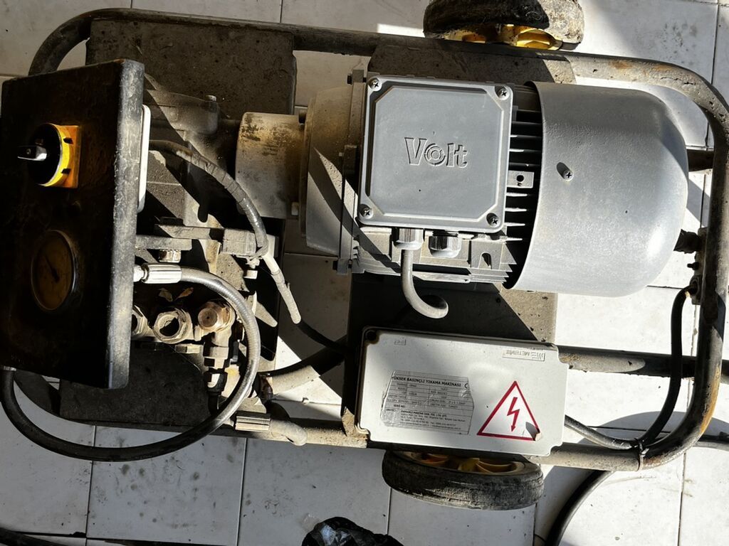 Sənaye tipli yüksək təzyiqli yuma aparatı - Marka: Volt (elektrik — Avtoyuma üçün, Digah (4)