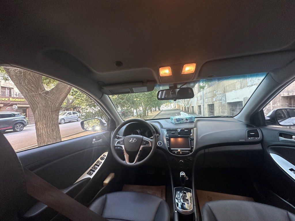 Hyundai Accent, 1.4 L, 2018 il, 25 100 km — Avtomobillər, Bakı (8)