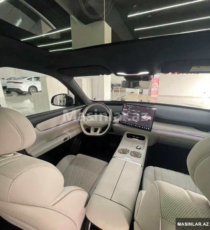 Changan Q07, 2026 il — Minik avtomobili icarəsi, Bakı (5)