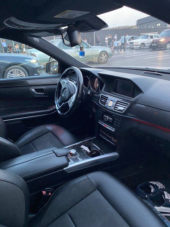 Mercedes E 250, 2.0 L, 2014 il, 299 220 km — Avtomobillər, Bakı (7)