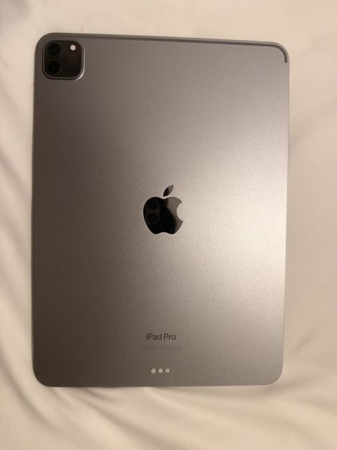 İşlənmiş Apple iPad Pro 11 (2022), 11", 128 GB, Ünvandan götürmə, Ödənişli çatdırılma — Apple