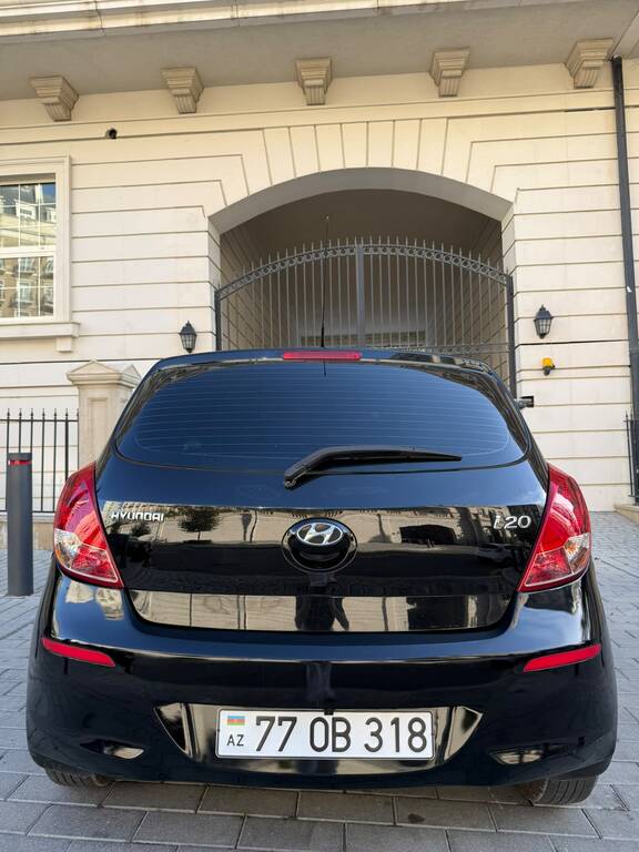 Hyundai i20, 1.4 L, 2012 il, 190 000 km 77-OB-318 — Avtomobillər, Bakı (2)