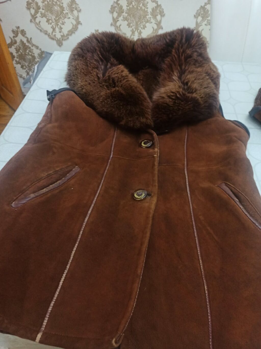 Qadın üçün kürklü gödəkçə - Material: təbii görünüşlü qəhvəyi süet — Palto, Sumqayıt (3)